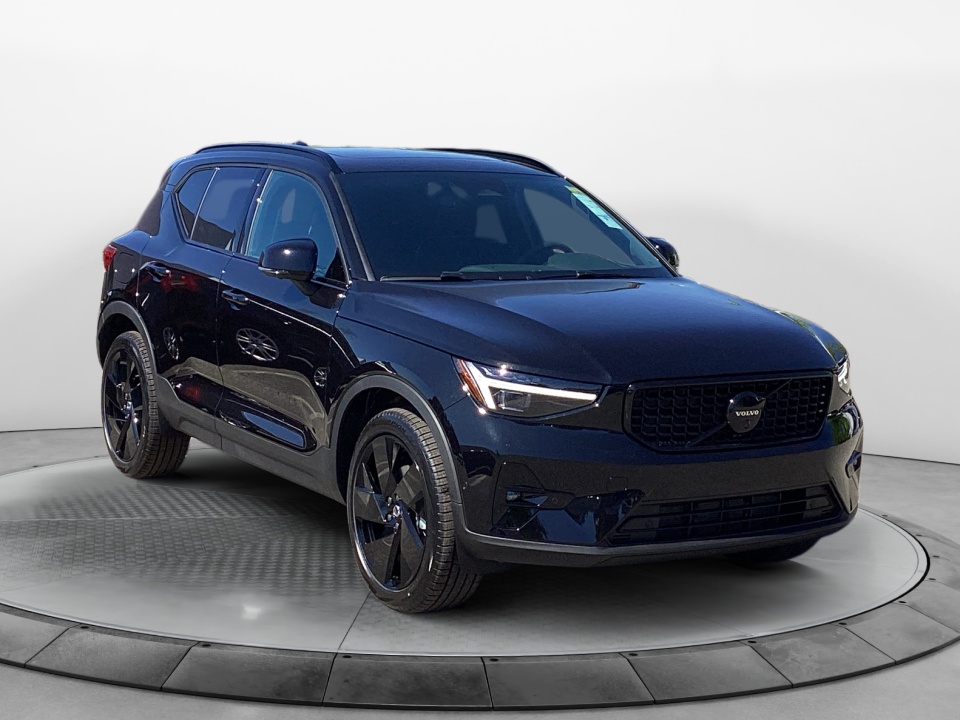 new 2026 Volvo XC40 Black Edition Ultra, B5 AWD Gas (mild hybrid)