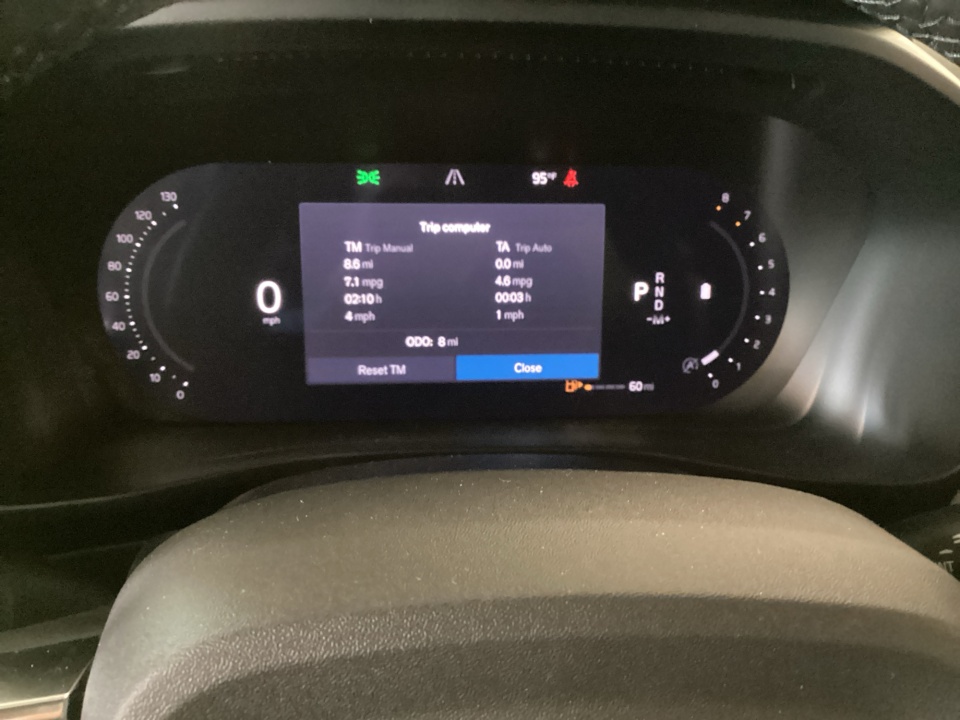 YV4L12UD9T2818612 2026 Volvo XC40 Ultra Black Edition