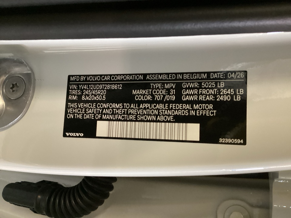 YV4L12UD9T2818612 2026 Volvo XC40 Ultra Black Edition