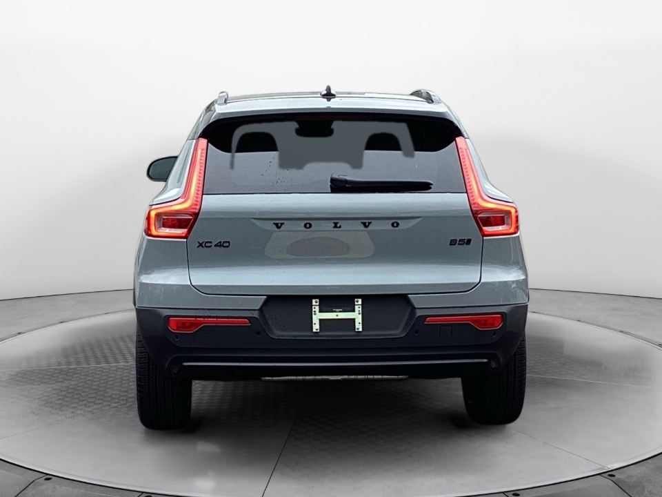 YV4L12UDXT2851439 2026 Volvo XC40 Ultra Black Edition