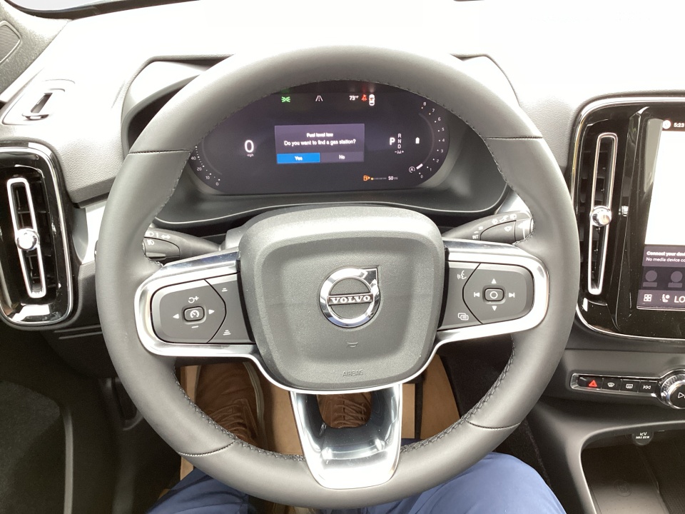 YV4L12UDXT2851439 2026 Volvo XC40 Ultra Black Edition