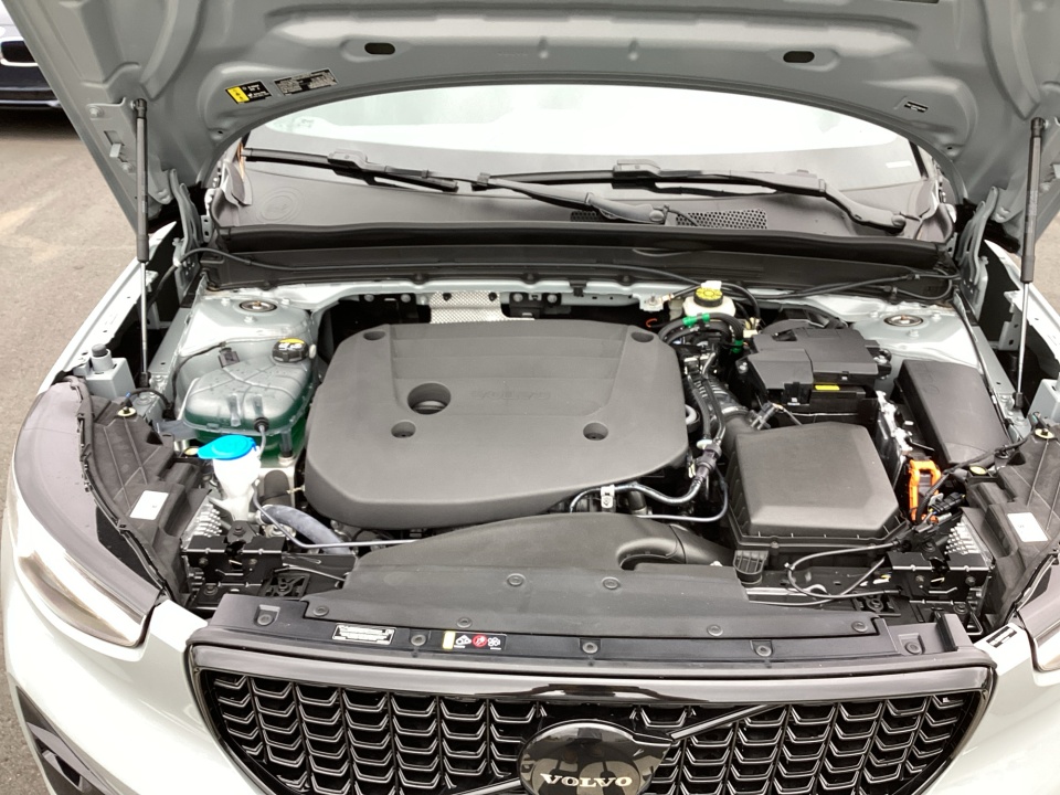 YV4L12UDXT2851439 2026 Volvo XC40 Ultra Black Edition