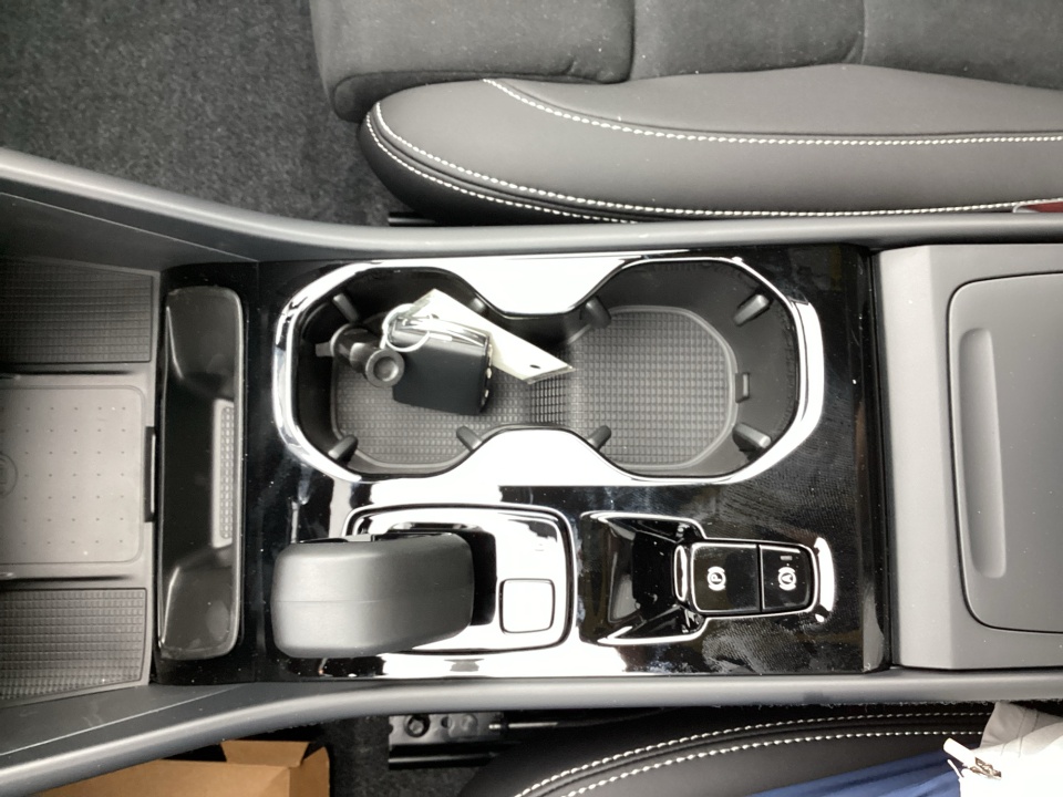 YV4L12UDXT2851439 2026 Volvo XC40 Ultra Black Edition