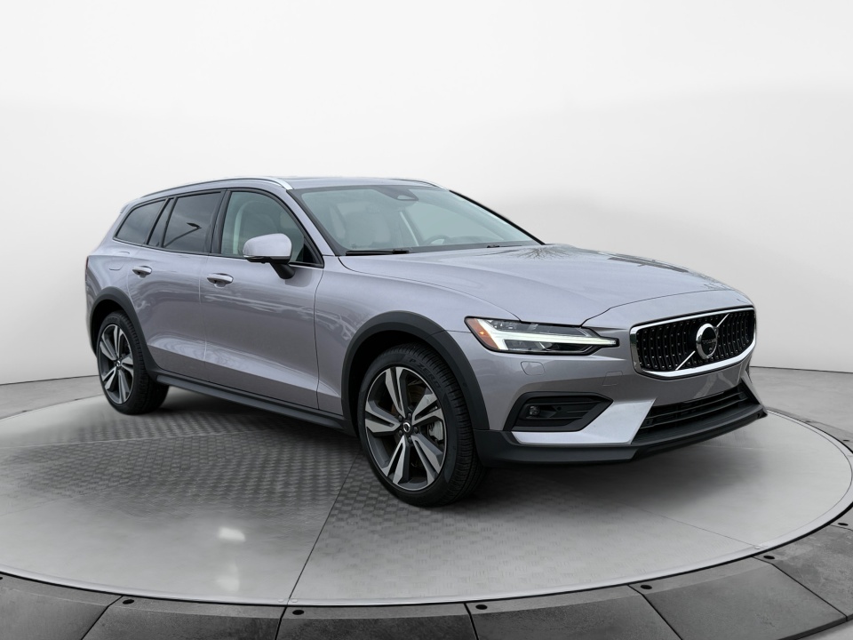 new 2026 Volvo V60 Cross Country B5 Plus