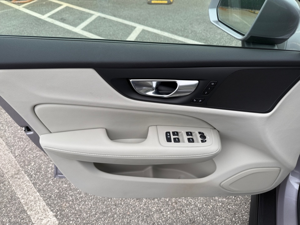 YV4L12WK7T2170506 2026 Volvo V60 Cross Country B5 Plus