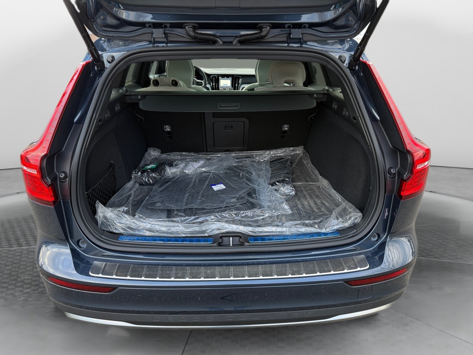 YV4L12WL2T2172351 2026 Volvo V60 Cross Country Ultra, B5 AWD Gas (mild hybrid)