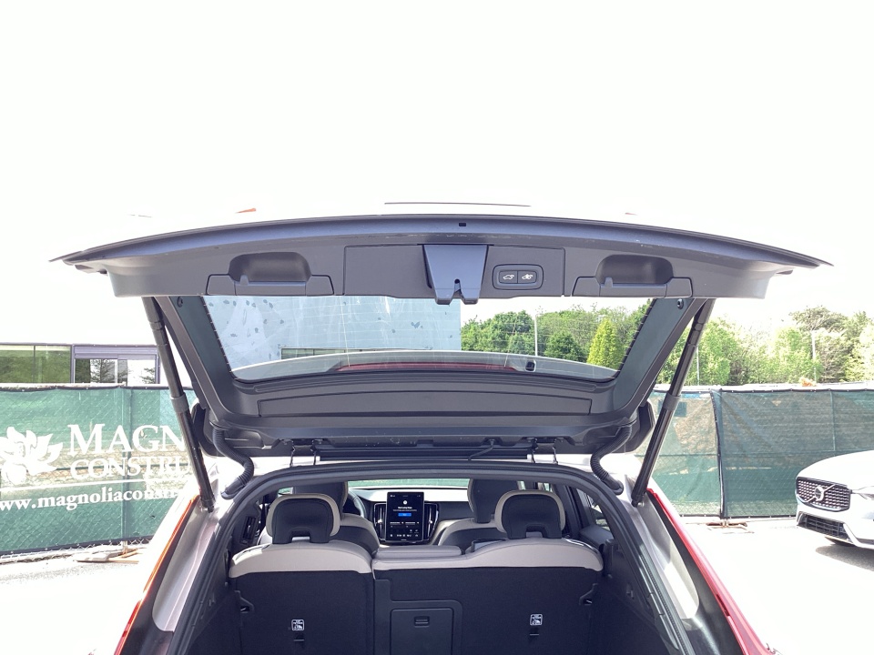 YV4M12RC2T1452843 2026 Volvo XC60 B5 Plus