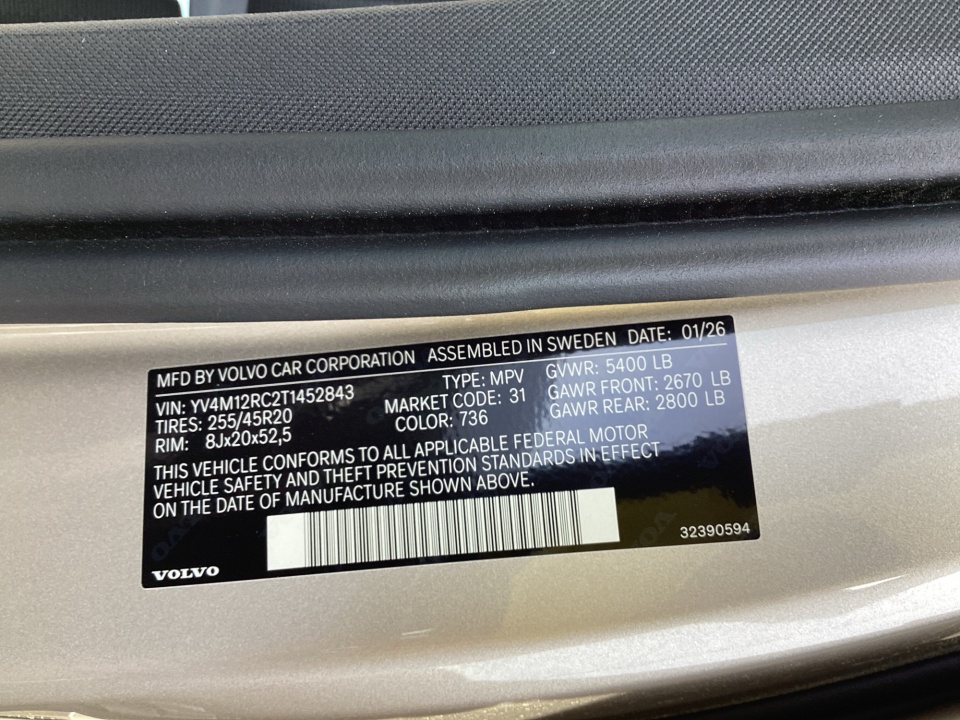 YV4M12RC2T1452843 2026 Volvo XC60 B5 Plus