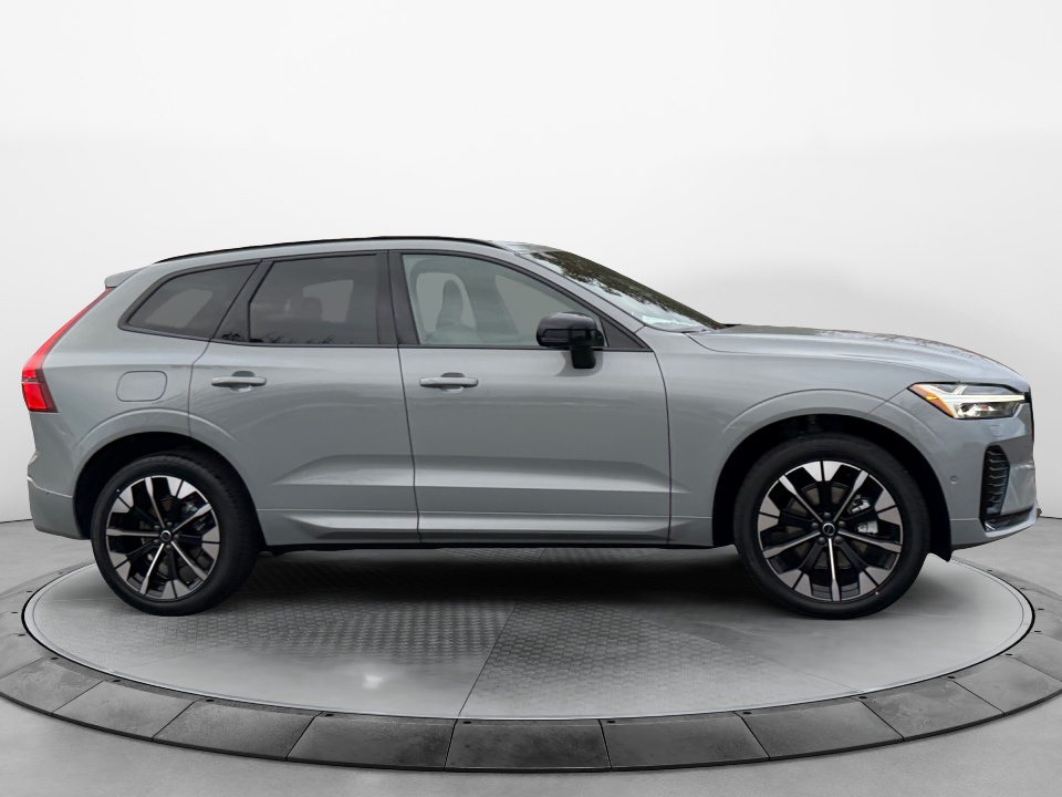 YV4M12RC3T1395777 2026 Volvo XC60 B5 Plus