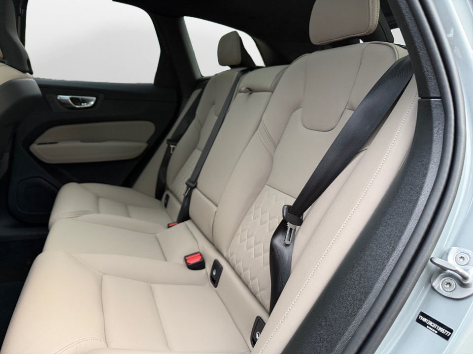 YV4M12RC3T1395777 2026 Volvo XC60 B5 Plus