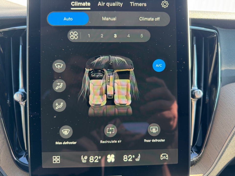 YV4M12RC3T1434433 2026 Volvo XC60 B5 Plus