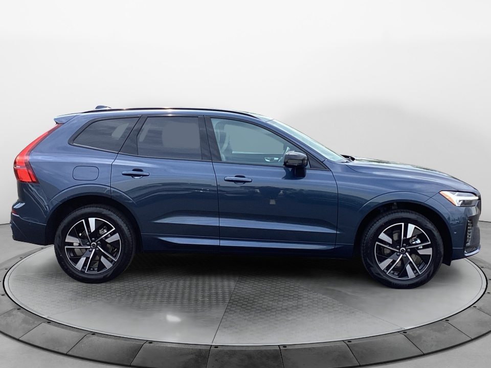 YV4M12RC3T1496267 2026 Volvo XC60 Plus