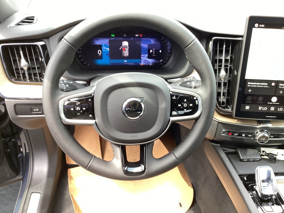 YV4M12RC3T1496267 2026 Volvo XC60 Plus