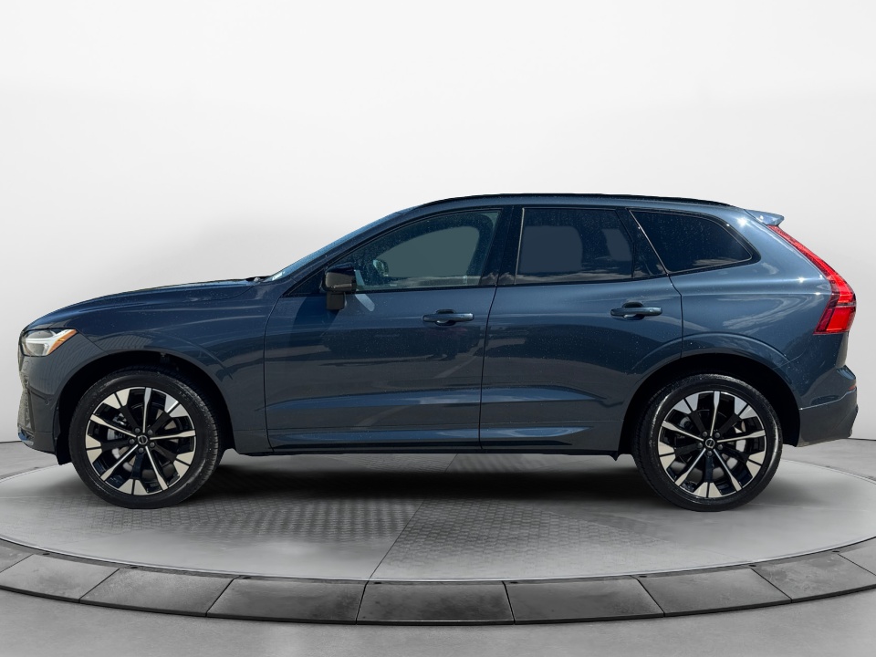 YV4M12RC6T1411390 2026 Volvo XC60 B5 Plus
