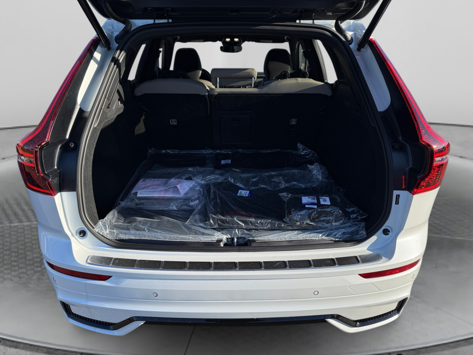 YV4M12RC7T1409454 2026 Volvo XC60 B5 Plus