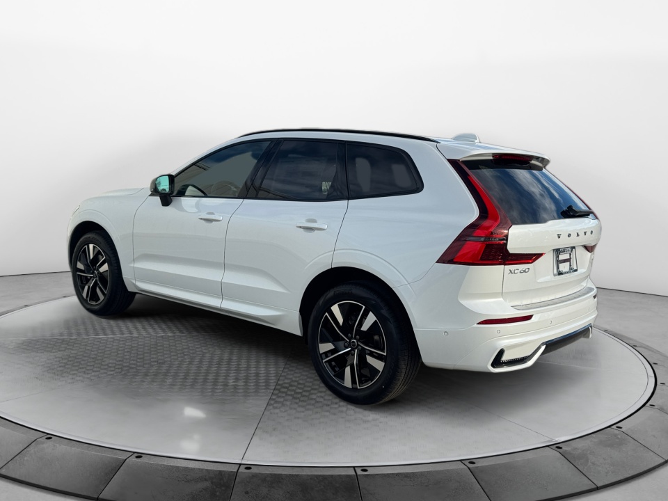 YV4M12RC9T1378403 2026 Volvo XC60 B5 Plus