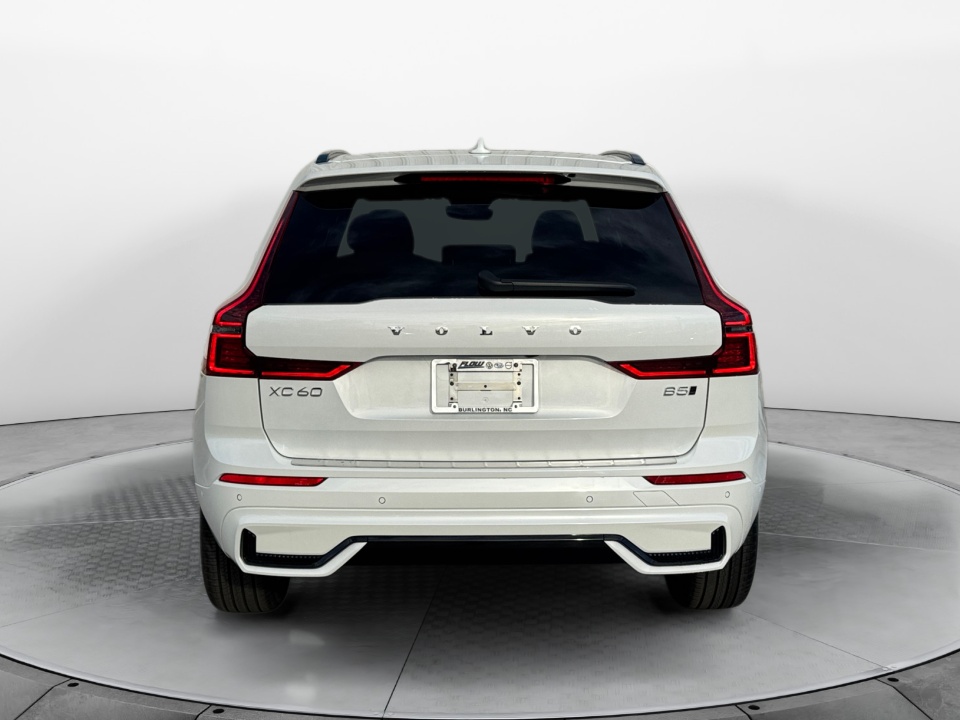 YV4M12RC9T1378403 2026 Volvo XC60 B5 Plus