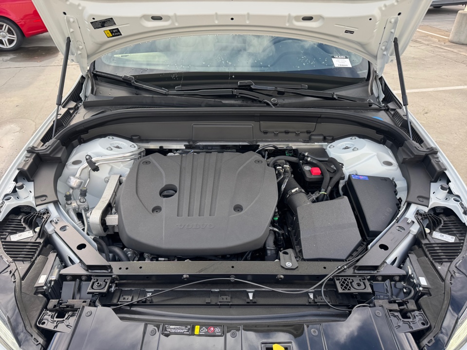 YV4M12RC9T1378403 2026 Volvo XC60 B5 Plus