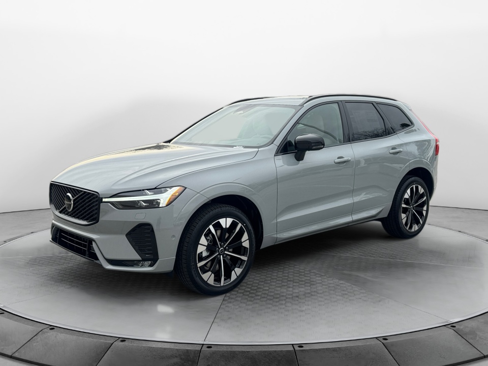 2026 Volvo XC60 B5 Plus