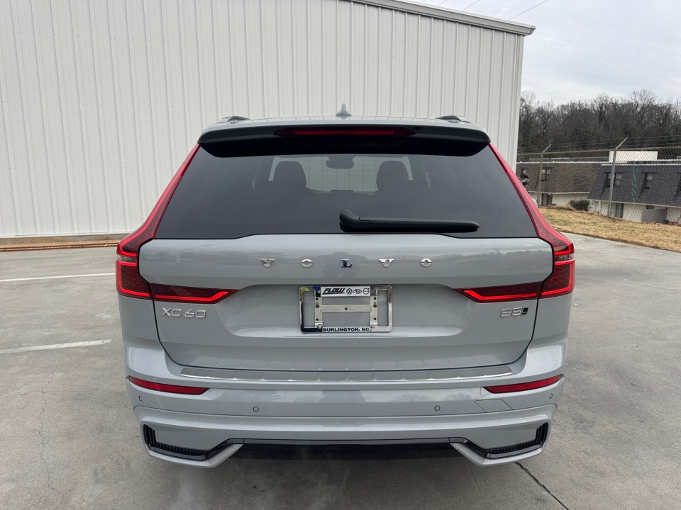 YV4M12RCXT1415863 2026 Volvo XC60 B5 Plus