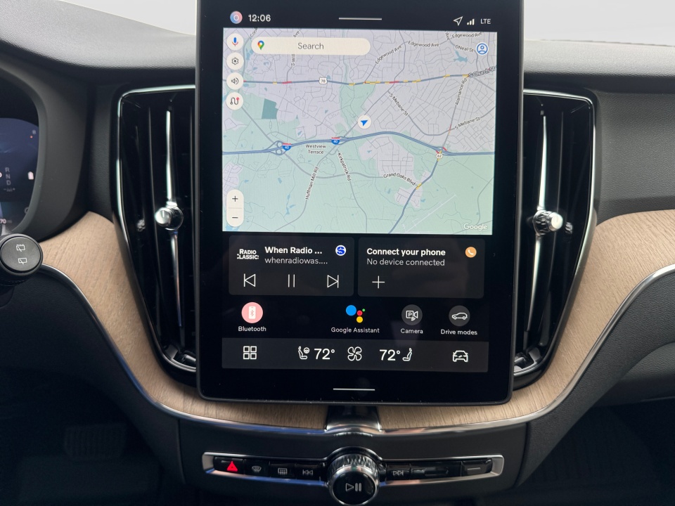 YV4M12RCXT1415863 2026 Volvo XC60 B5 Plus