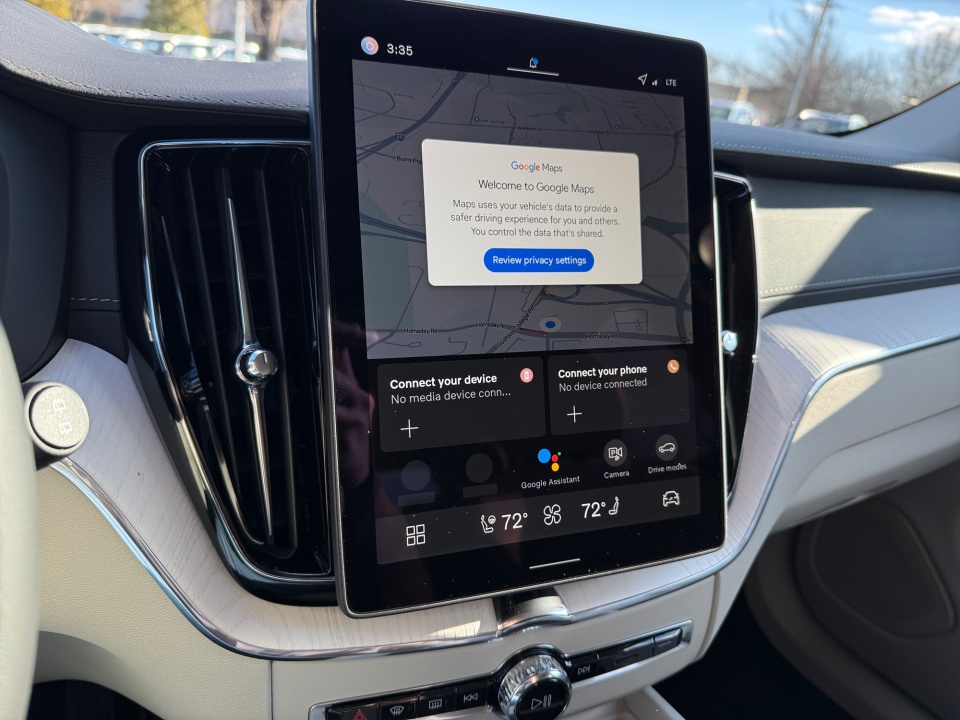 YV4M12RM0T1425049 2026 Volvo XC60 B5 Ultra