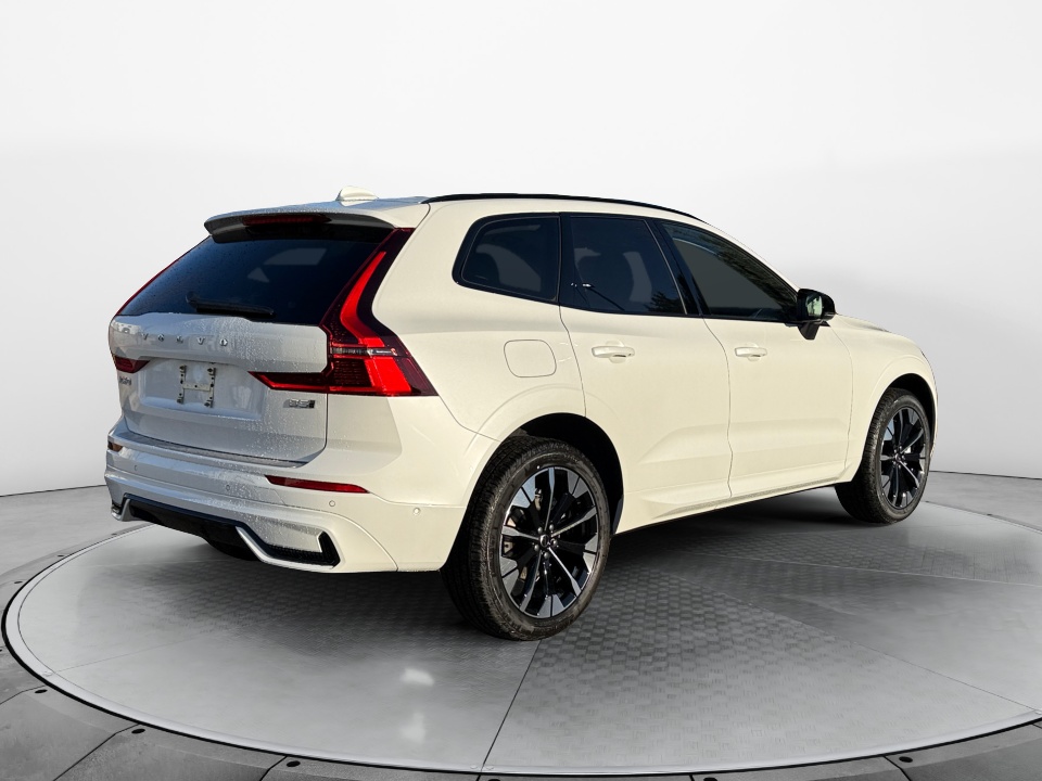 YV4M12RM5T1405928 2026 Volvo XC60 B5 Ultra