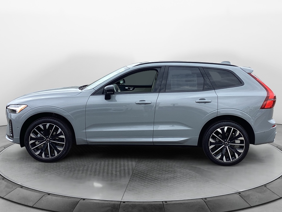 YV4M12RM5T1441540 2026 Volvo XC60 B5 Ultra