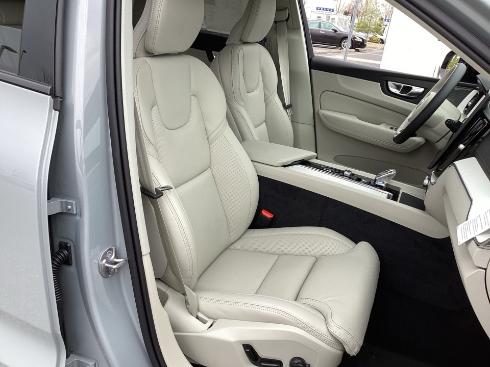 YV4M12RM5T1441540 2026 Volvo XC60 B5 Ultra