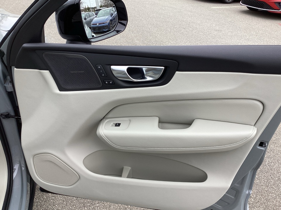 YV4M12RM5T1441540 2026 Volvo XC60 B5 Ultra