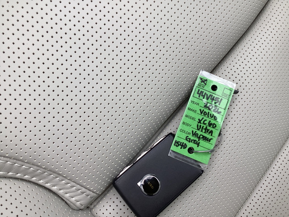 YV4M12RM5T1441540 2026 Volvo XC60 B5 Ultra