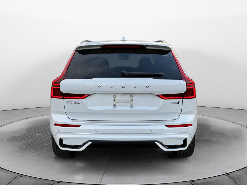 YV4M12RM7T1426943 2026 Volvo XC60 B5 Ultra