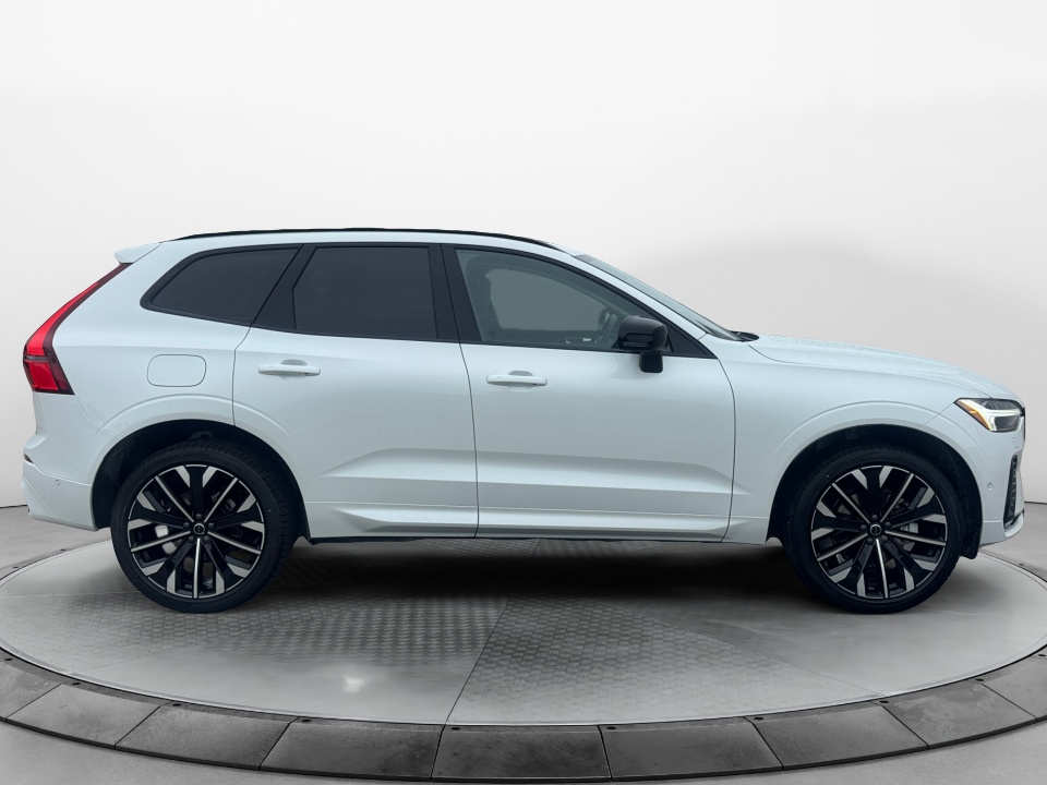 YV4M12RMXT1482102 2026 Volvo XC60 B5 Ultra