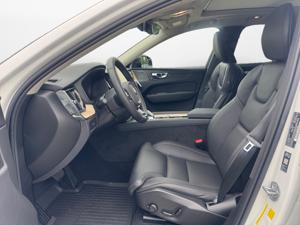 YV4M12RMXT1482102 2026 Volvo XC60 B5 Ultra