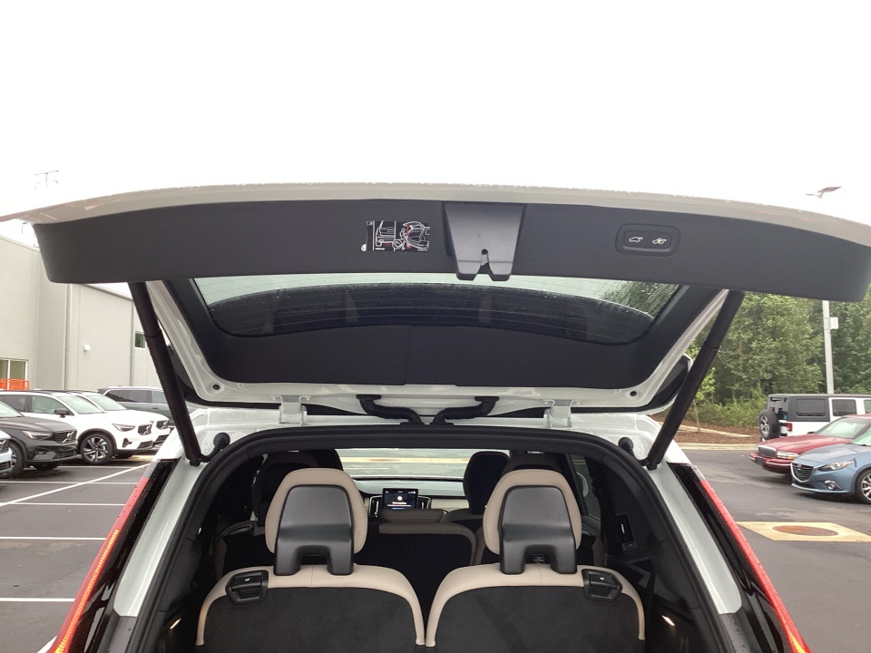 YV4M22PJ9V1574570 2027 Volvo XC90 Core
