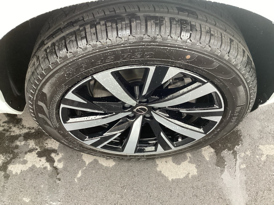 YV4M22PJ9V1574570 2027 Volvo XC90 Core